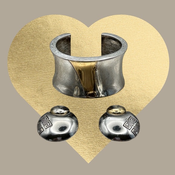 Vintage 80s Rare Givenchy Wide Cuff Two Tone Bracelet & Clip On Earrings Bundle - Picture 16 of 16